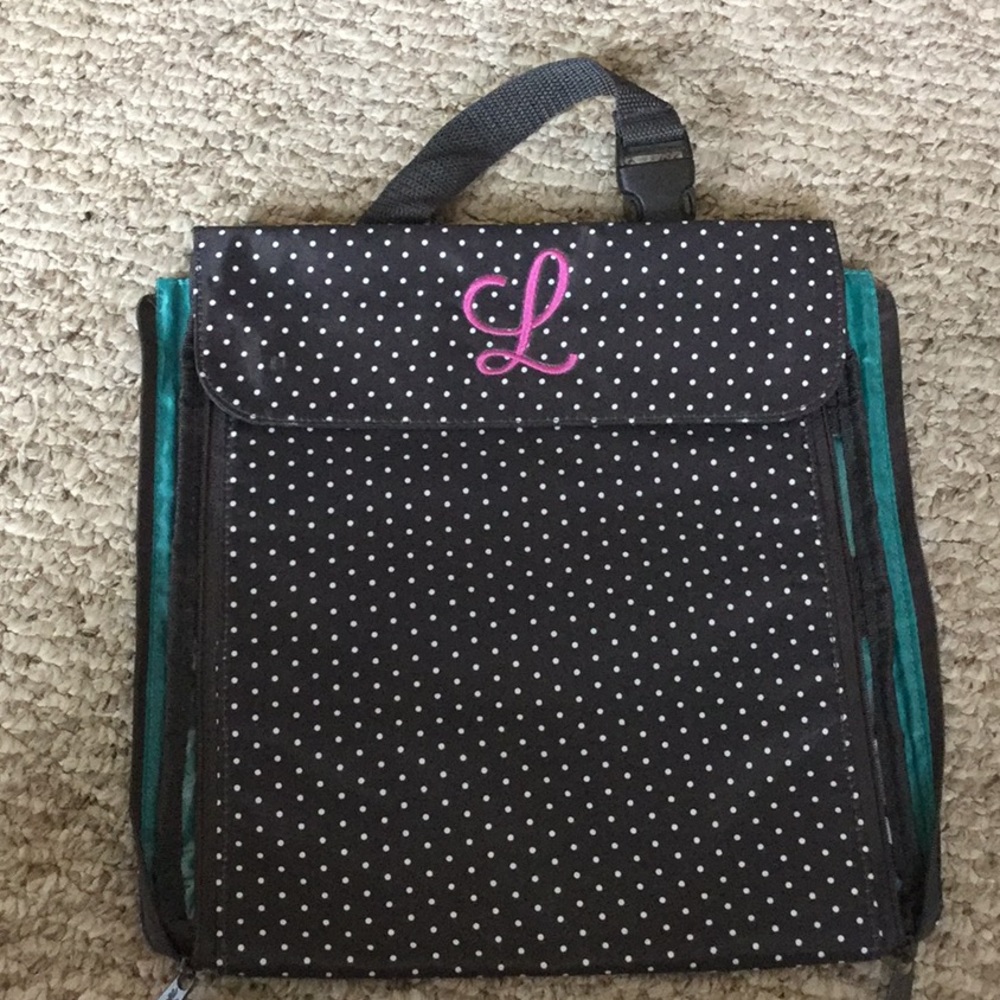 Thirty-one traveling jewelry organizer